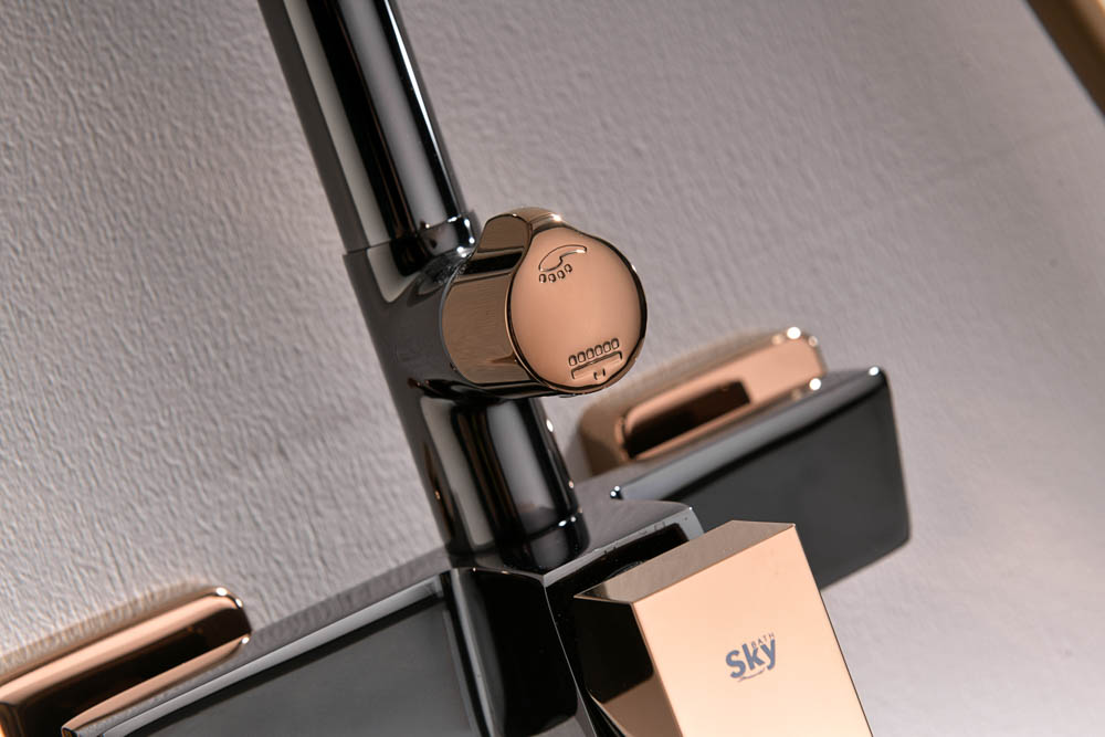 Conjunto de Ducha Monomando INFINITE Negro Cristal / Oro Rosa - Imagen 3